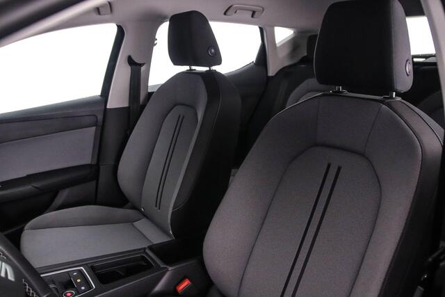 Seat LEON Style 1.5 TSI 115pk Cruise control, App connect, Parkeersensoren, Airco, DAB, Radio, LED koplampen, Bluetooth
