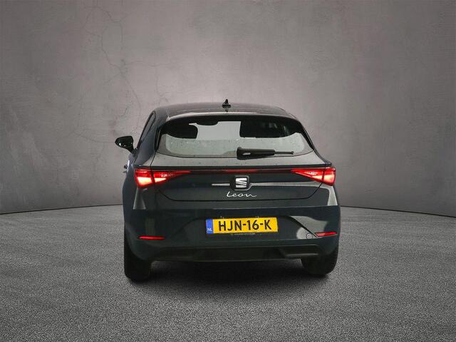 Seat LEON Style 1.5 TSI 115pk Cruise control, App connect, Parkeersensoren, Airco, DAB, Radio, LED koplampen, Bluetooth