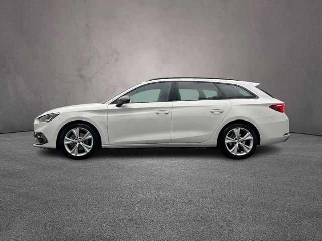 Seat LEON Sportstourer FR 1.5 TSI 115pk Cruise control, Parkeersensor achter, App connect, LED koplampen, Airco, DAB, Radio, Bluetooth
