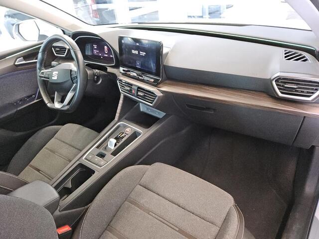 Seat LEON Sportstourer 1.4 TSI eHybrid PHEV 204PK | Achteruitrijcamera | Carplay | Adaptive Cruise | Stoel&Stuurverwarming | Getint glas | Trekhaak |
