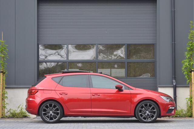 Seat LEON 2.0 TSI FR | Pano | Beats | Carplay | Automaat | Stoelverwarming