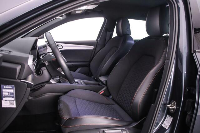 Seat LEON Sportstourer FR Business Intense 1.5 TSI 150pk Adaptive cruise control, Elektrische achterklep, Navigatie, Achteruitrijcamera, LED koplampen, Stuurwiel verwarmd