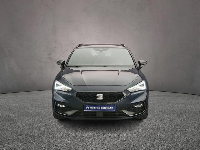 Seat LEON Sportstourer FR Business Intense 1.5 TSI 150pk Adaptive cruise control, Elektrische achterklep, Navigatie, Achteruitrijcamera, LED koplampen, Stuurwiel verwarmd