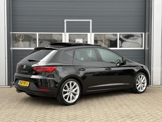 Seat LEON 1.5 TSI FR Business Intense | Pano | Beats | Parkeer sensoren | Stoel verwarming |