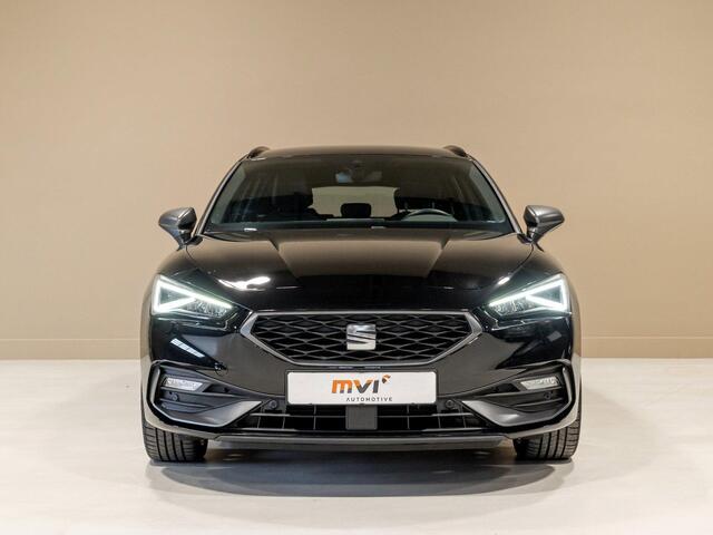 Seat LEON Sportstourer 1.5 TSI FR / 150pk / Stoel en stuur verwaming / Achteruitrij camera /