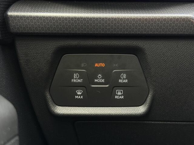 Seat LEON Sportstourer 1.0 TSI Style Business Intense | PDC | Carplay | Camera |