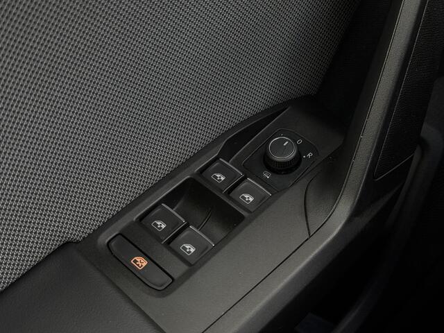 Seat LEON Sportstourer 1.0 TSI Style Business Intense | PDC | Carplay | Camera |