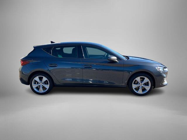 Seat LEON 1.4 TSI eHybrid 204pk PHEV FR · Navigatie · Apple/Android Car Play · 360°Camera + Parkeersensoren