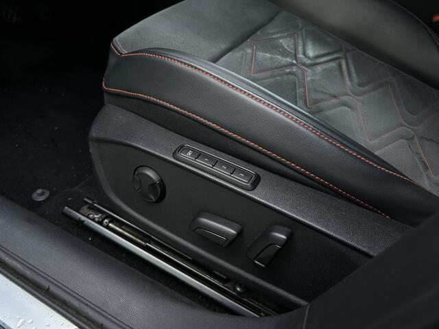 Seat LEON 1.5 TSI 150 PK FR 1e EIGENAAR VIRTUAL COCKPIT ADAPT CRUISE CAMERA MEMORY STOEL PARK ASSIST HALF LEER LED NAVI ECC TREKHAAK