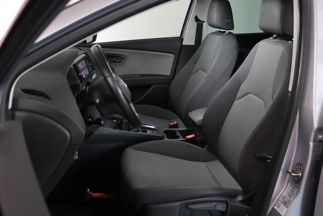 Seat LEON 1.0 EcoTSI Style Business Intense Cruise Control, LED, Camera, Apple Carplay/Android Auto