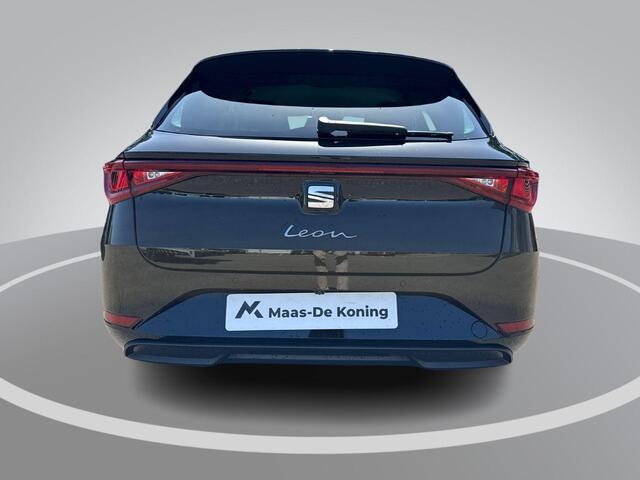 Seat LEON Sportstourer Style Business Intense 1.5 eTSI 115 PK DSG Stationwagen | Matrix LED| Herwaardering!