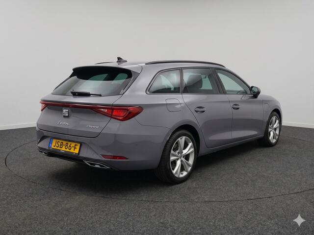 Seat LEON Sportstourer 1.5 TSI e-Hybrid FR Business 204pk | Automaat | Matrix LED | Schuifdak | Elektrische achterklep | 17 Inch LM velgen | Stoel & Stuur verwarming | Verlengde garantie