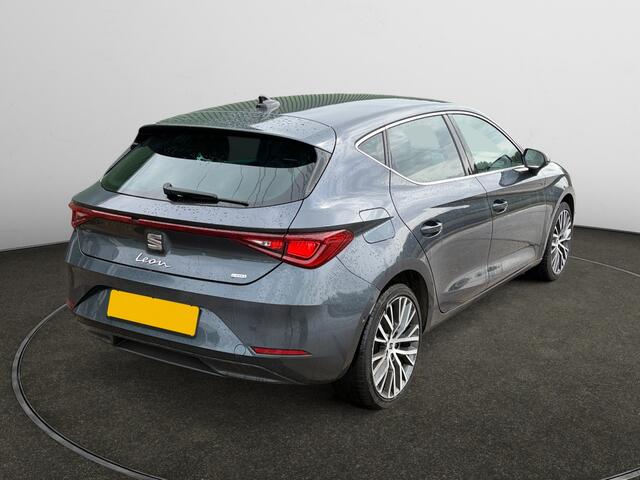 Seat LEON Sportstourer 1.4 TSI eHybrid PHEV FR Business Intense Aut- Stuur/Stoelverwarming, Sfeerverlichting, Elek Trekhaak, Carplay, Android Auto