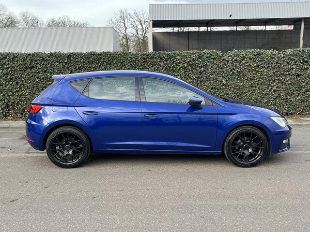 Seat LEON 1.0 TSI Style Business * Carplay * Led * Garantie * Navi