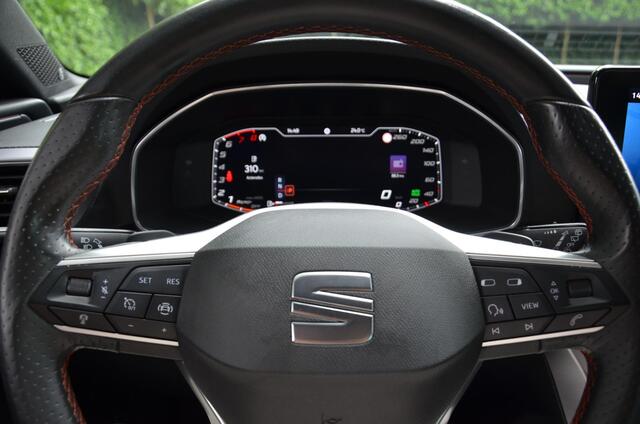 Seat LEON Sportstourer 1.5 eTSI FR Business Intense Automaat/Led/Pdc/Ecc/Virtual Cockpit/Cr-Control adaptief/Privacy-Glass/18-Inch Lmv/Trekhaak-Wegklapbaar/Apple Carplay/Android Auto