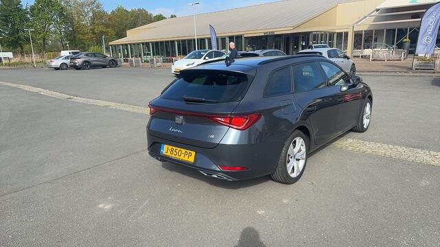 Seat LEON Sportstourer 1.5 TSI 150pk FR Launch Edition / Navigatie / Apple Carplay / Parkeersensoren