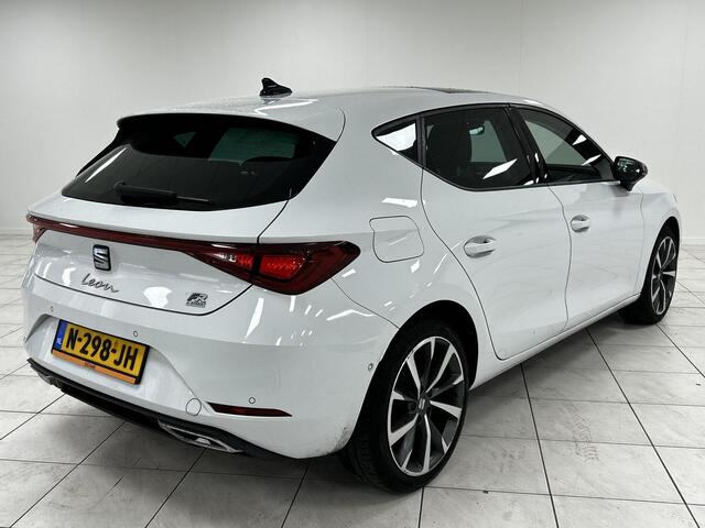 Seat LEON 1.4 TSI eHybrid PHEV FR Business Intense | PANORAMADAK | NAVIGATIE | ACHTERUITRIJCAMERA