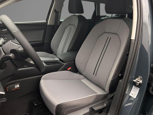 Seat LEON Sportstourer Style Business Intense 1.5 TSI eHybrid 204pk DSG Automaat Adaptive cruise control, Black Pack, Navigatie, LED matrix koplampen, Achteruitrijcamera