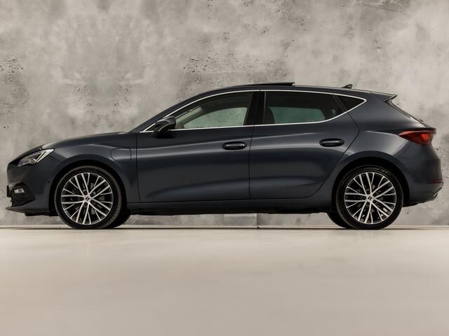 Seat LEON 1.4 TSI eHybrid PHEV Xcellence Sport 204Pk Automaat (PANORAMADAK, APPLE CARPLAY, GROOT NAVI, LEDER/ALCANTARA, MEMORY SEAT, CAMERA, GETINT GLAS, NIEUWE APK, NIEUWSTAAT)