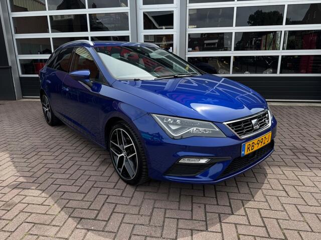 Seat LEON ST 1.4 ECOTSI 150PK FR AUT. / TREKHAAK / CARPLAY / CAMERA / NAVI!