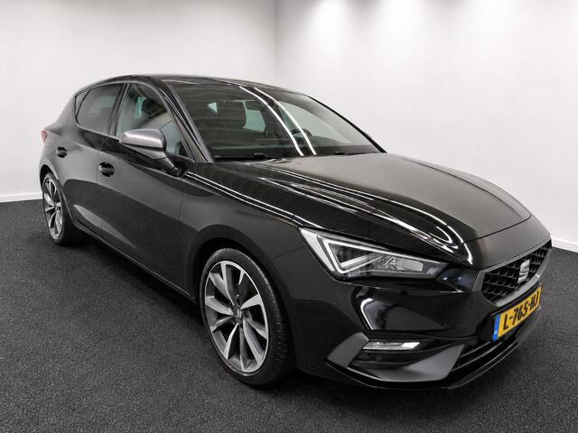 Seat LEON 1.0 eTSI FR Business Intense Matrix LED Adaptive Cruise Park Assist Virtual Cockpit 10" navigatie 18" Velgen Side Assist/uitparkeerhulp