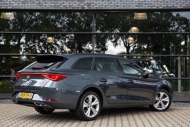 Seat LEON Sportstourer 1.4 TSI eHybrid PHEV FR Business Intense , Adap. cruise, Trekhaak, Carplay,