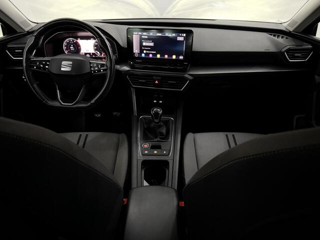 Seat LEON Sportstourer 1.5 TSI Style Launch Edition Camera, Navi, Virtual desk, Elektrische achterklep, Stoelverwarming, A start stop, Lichtmetalen velgen