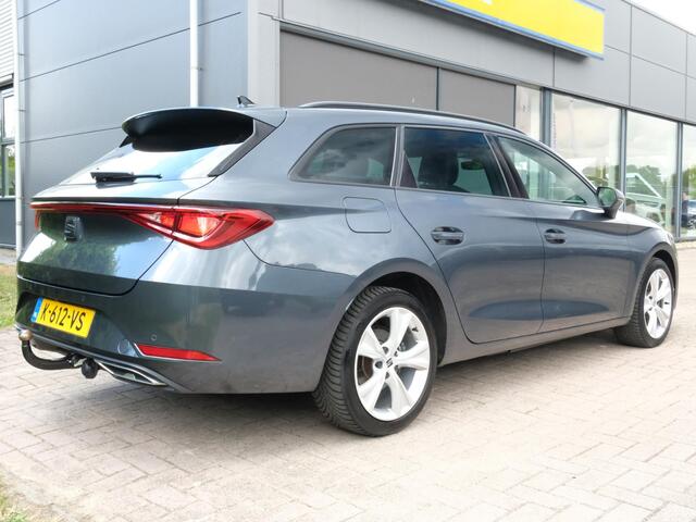 Seat LEON Sportstourer 1.4 TSI eHybrid PHEV FR 205 PK | Afneembare trekhaak | Elektrische klep | Stuur - en stoelverwarming | Camera | CarPlay | Keyless entry | LED | LMV