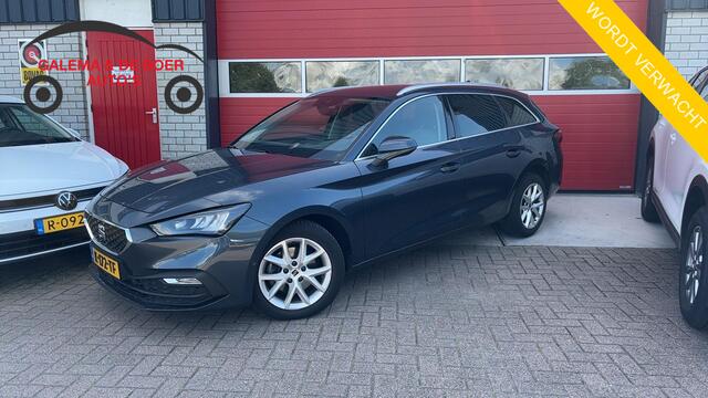Seat LEON Sportstourer 1.0 TSI Style Launch Edition TREKHAAK / CAMERA / FULL LED / CARPLAY / CLIMA / PDC / ACC / DAB+ / NL-AUTO