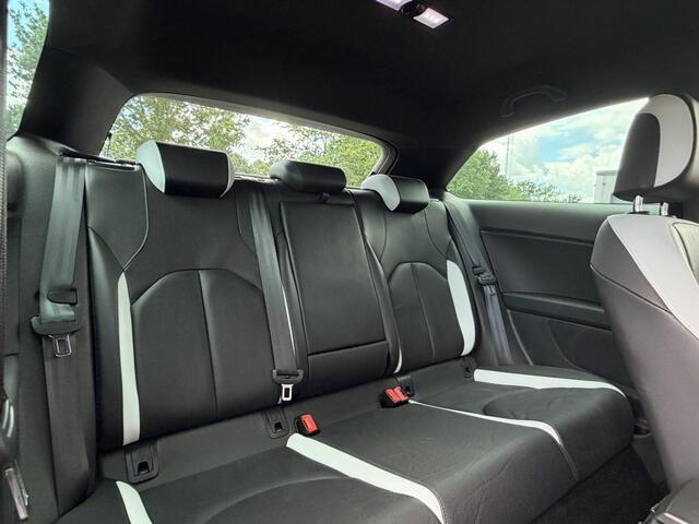 Seat LEON 2.0 TSI Cupra 290 | NL Auto | 290 pk | CarPlay | Camera | ACC