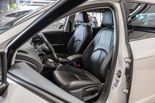 Seat LEON ST 1.0 EcoTSI Style Business Intense Leder | Stoelverwarming | Afn. Trekhaak