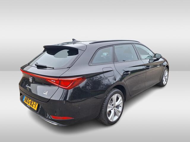 Seat LEON Sportstourer 1.5 TSI e-Hybrid 204pk FR Business DSG Automaat Apple Carplay/Android Auto / LED Matrix verlichting / Navigatie / Camera / Parkeersensoren HAL