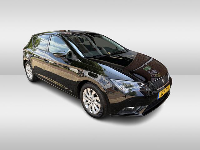 Seat LEON 1.0 EcoTSI Style Connect | zuinig | 16 inch velgen | airco | achteruitrijcamera | applecarplay/android auto |