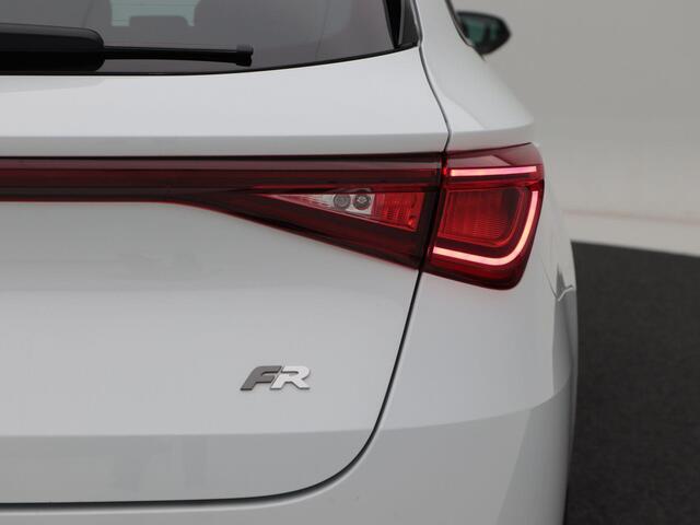 Seat LEON Sportstourer 1.0 eTSi 110 Pk Automaat FR Business | LED | Virtual Cockpit | Navigatie | Climate | Lane Assist | PDC achter | 17 Inch | 78.647 Km!!