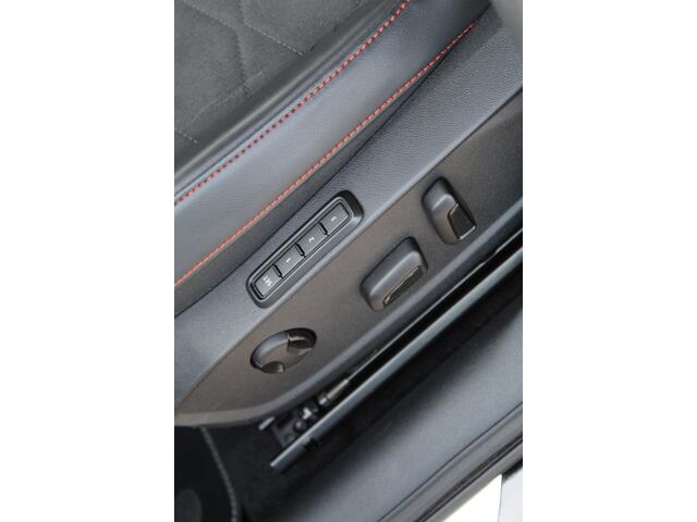 Seat LEON 1.4 TSI 204Pk PHEV eHybrid FR | Panormadak | Alcantara bekleding