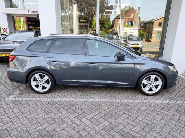 Seat LEON ST 1.5 TSI FR BUSINESS INTENSE Open dak | Trekhaak | Carplay/Android
