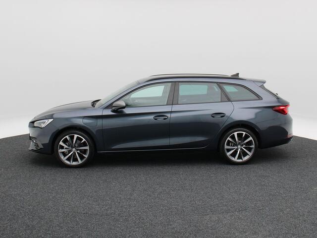 Seat LEON Sportstourer FR Business 1.5 TSI eHybrid PHEV 204 PK | Trekhaak | Keyless | Achteruitrijcamera | Stoelverwarming
