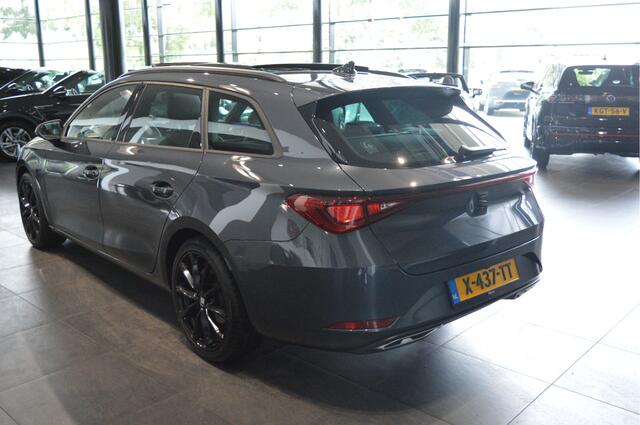 Seat LEON Sportstourer 1.0 eTSI FR navi pano leer camera cruise 18 inch !!