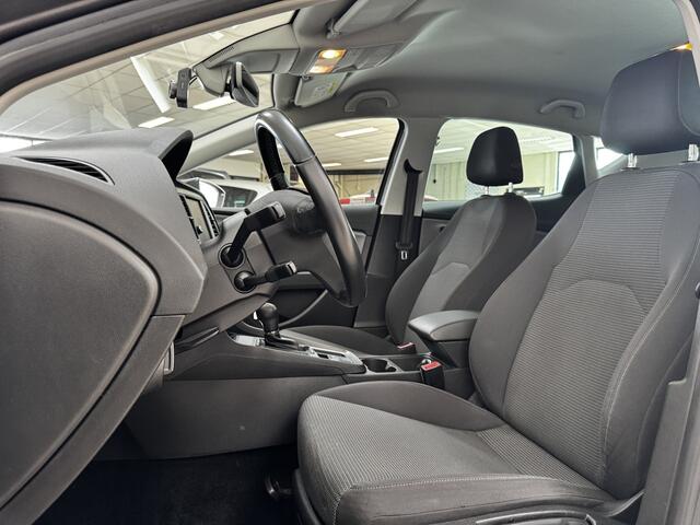 Seat LEON 1.0 EcoTSI Style Business Intense /AUTOMAAT! /Apple + Android /DAB+! /Lane Assist /Navi /Climat /Cruise /Elek. pakket /Bluetooth /Regensensor /16"LMV /LED Dagrijverl. /Extra getint glas /PDC V+A /Mistlampen.