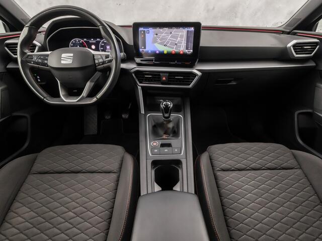 Seat LEON 1.0 TSI FR Sport (APPLE CARPLAY, GROOT NAVI, GETINT GLAS, PARKEERSENSOREN, SPORTSTOELEN, ADAPTIVE CRUISE, LANE ASSIST, NIEUWSTAAT)