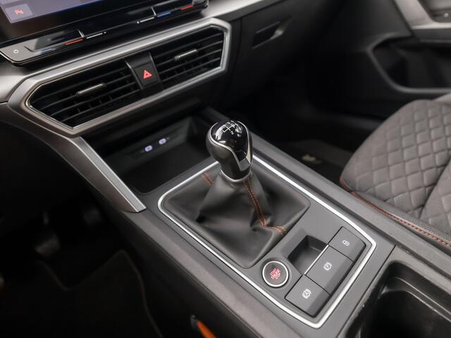 Seat LEON 1.0 TSI FR Sport (APPLE CARPLAY, GROOT NAVI, GETINT GLAS, PARKEERSENSOREN, SPORTSTOELEN, ADAPTIVE CRUISE, LANE ASSIST, NIEUWSTAAT)