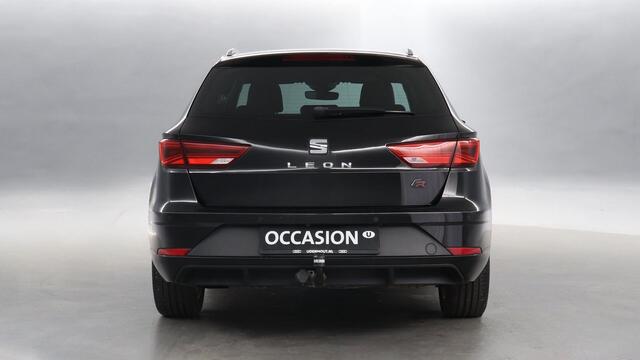 Seat LEON ST 1.0 TSI FR Ultimate Edition / Navigatie / Stoelverwarming / Camera / Trekhaak