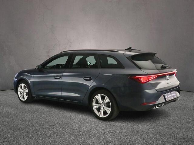 Seat LEON Sportstourer FR Business 1.5 TSI eHybrid 204pk DSG Automaat Trekhaak, Adaptive cruise control, Achteruitrijcamera, Stoelverwarming, LED koplampen, App connect