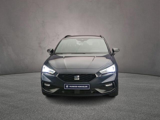 Seat LEON Sportstourer FR Business 1.5 TSI eHybrid 204pk DSG Automaat Trekhaak, Adaptive cruise control, Achteruitrijcamera, Stoelverwarming, LED koplampen, App connect