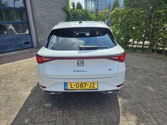 Seat LEON Sportstourer 1.5 TSI Style Business Intense
