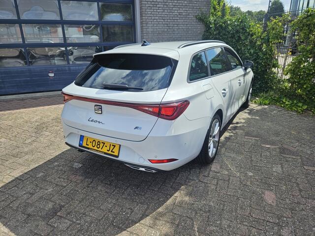 Seat LEON Sportstourer 1.5 TSI Style Business Intense