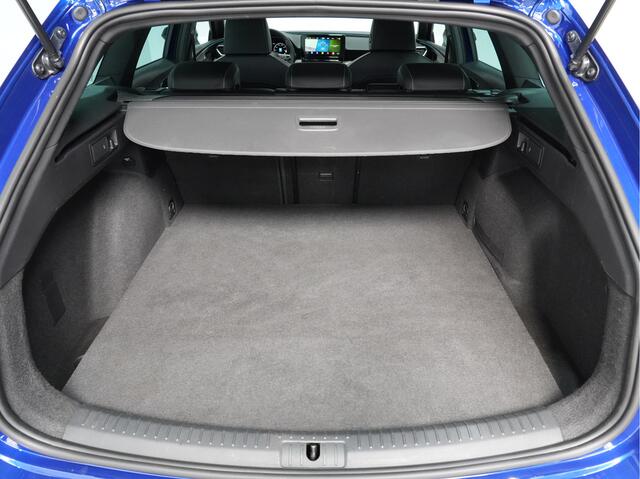 Seat LEON Sportstourer 1.4 TSI eHybrid PHEV FR Business Intense Navigatie / Camera / Side assist 209