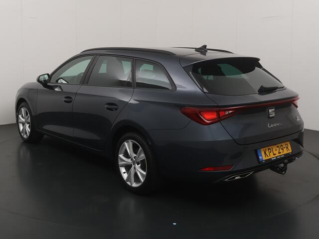 Seat LEON Sportstourer 1.5 TSI e-Hybrid 204pk FR Business | Trekhaak | Stoel- en stuurwiel verwarming | Adapt. Cruise | Camera | 1/2 leer | Fabrieksgarantie t/m 05-2029 |