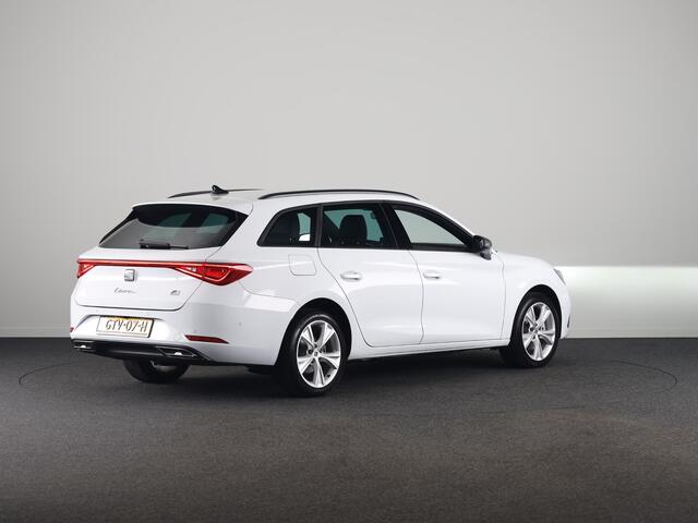 Seat LEON Sportstourer 1.5 TSI e-Hybrid FR PHEV First Edition 204 pk Automaat | Verlengde garantie | Navigatie | Parkeersensoren (Park assist) | Achteruitrijcamera | Adaptieve cruise control | Matrix LED koplampen |