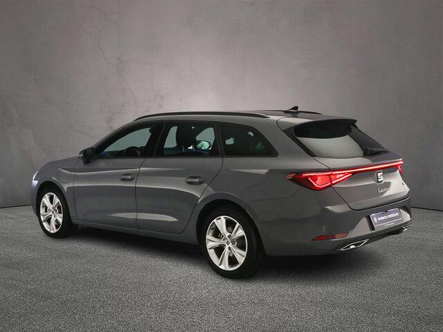Seat LEON Sportstourer FR Business 1.5 TSI eHybrid 204pk DSG Automaat Trekhaak, Adaptive cruise control, Achteruitrijcamera, Stoelverwarming, LED koplampen, Parkeersensoren